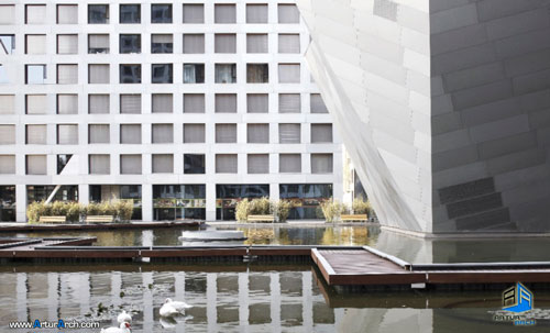 استیون هال استیون هال و ترکیب فضای عمومی و خصوصی Linked Hybrid / Steven Holl Architects- مرکز تخصصی معماری ایران New-Picture-(19)