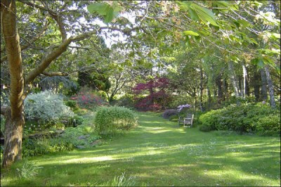 findhorn-_park_garden1_1_400