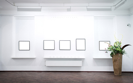 طراحی داخلی فروشگاه لوازم آرایشی